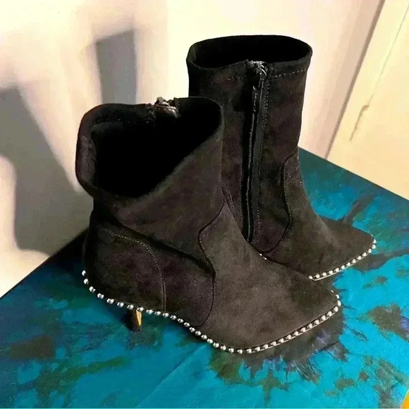 Steven New York Jemma Beadchained Ankle Boots, 6.5 Black with 3” Heels NWOT - Picture 2 of 4